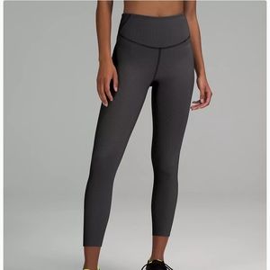 Lululemon Base Pace HR Tight 25”